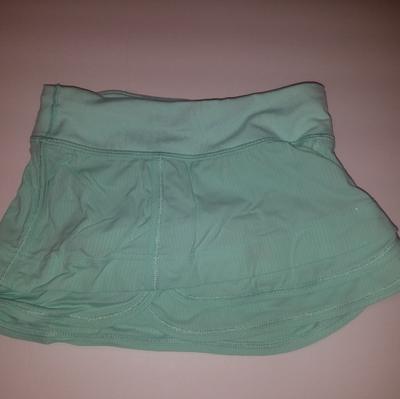 Ivivva skort - Picture 1 of 4